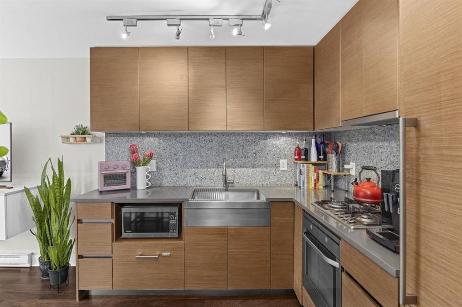 705 565 Smithe Street Vancouver, BC - 10