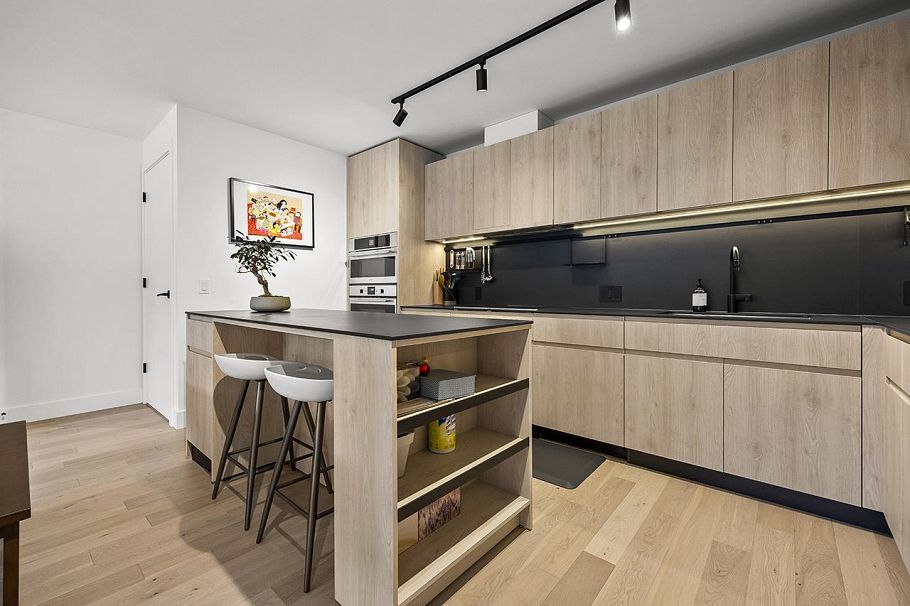 3956 Dumfries Street Vancouver, BC - 11