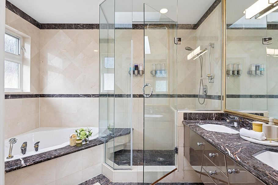 2236 W 20th Avenue Vancouver, BC - 15