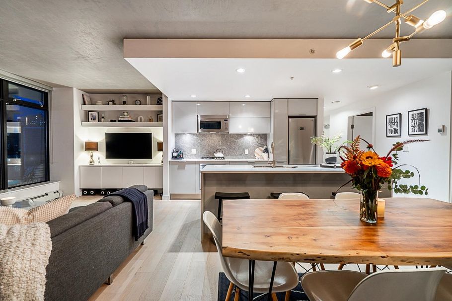 2305 108 W Cordova Street Vancouver, BC - 10