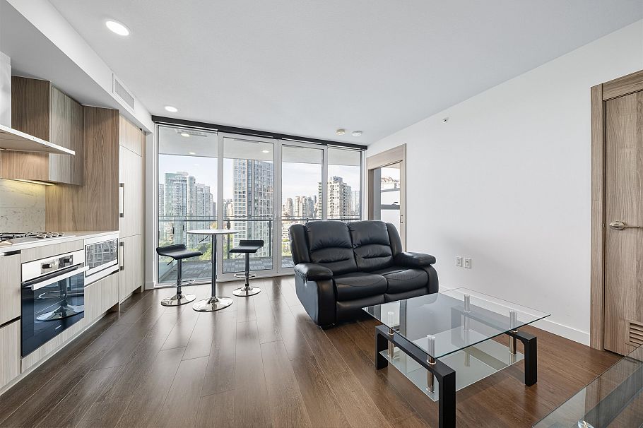 1804 89 Nelson Street Vancouver, BC - 2