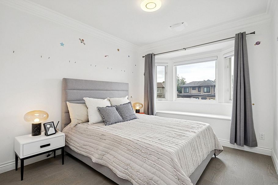 2236 W 20th Avenue Vancouver, BC - 17