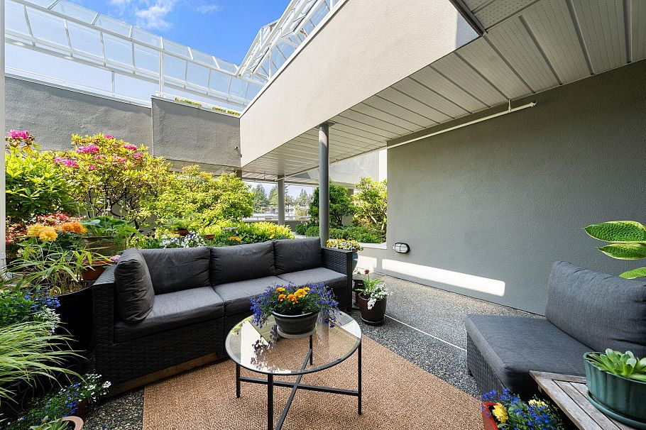 204 3151 Woodbine Drive North Vancouver, BC - 19