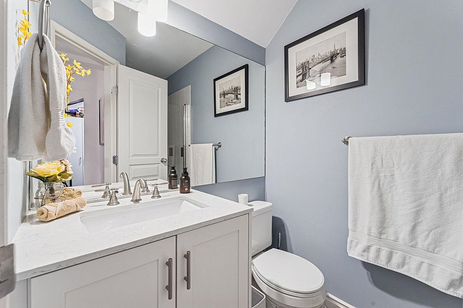 11 2375 W Broadway Vancouver, BC - 20