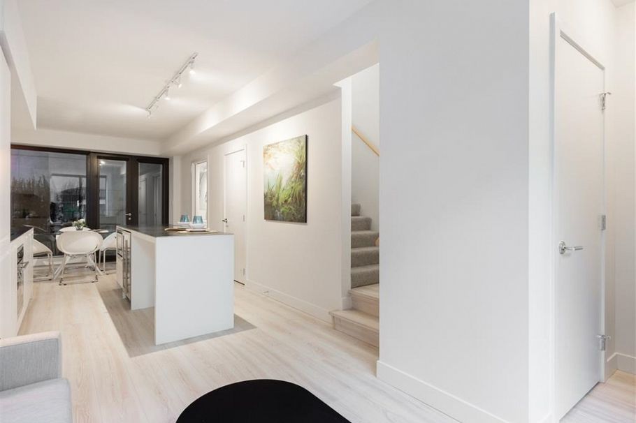 1135 Hornby Street Vancouver, BC - 9