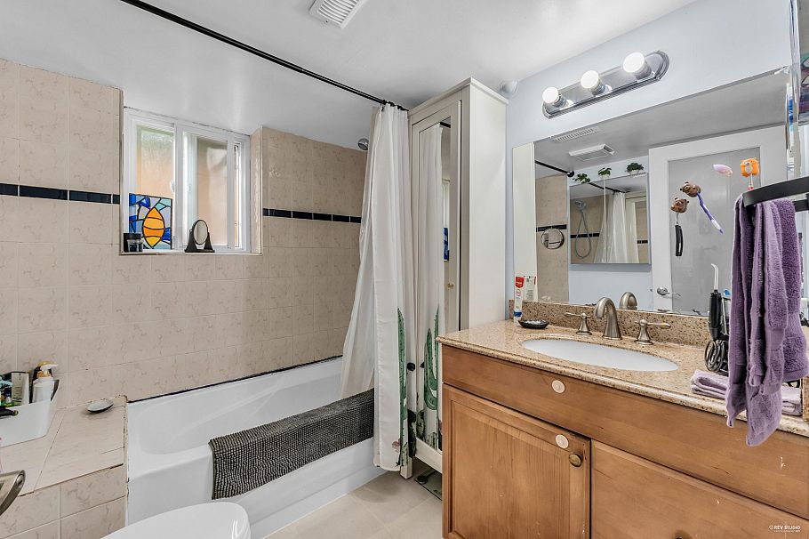 3636 W 18th Avenue Vancouver, BC - 26