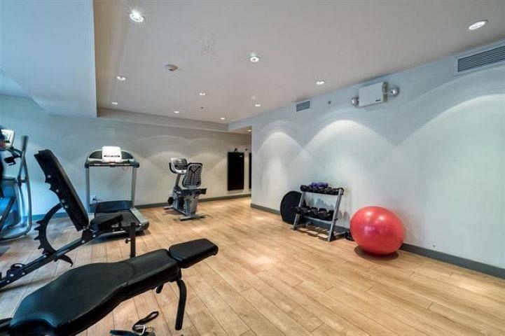 414 221 E 3rd Street North Vancouver, BC - 20