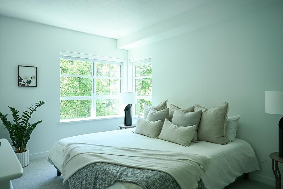 207 2045 Heritage Park Lane North Vancouver, BC - 8