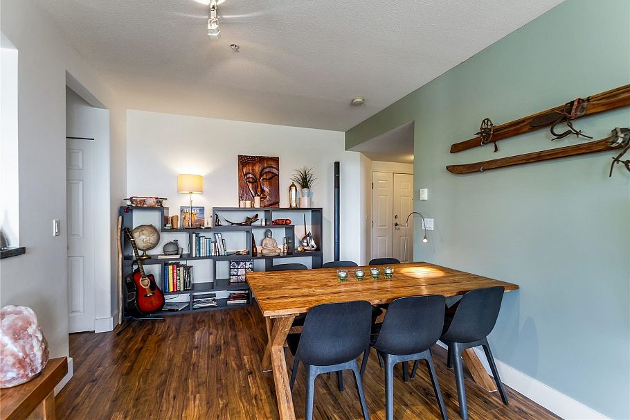 302 3608 Deercrest Drive North Vancouver, BC - 7