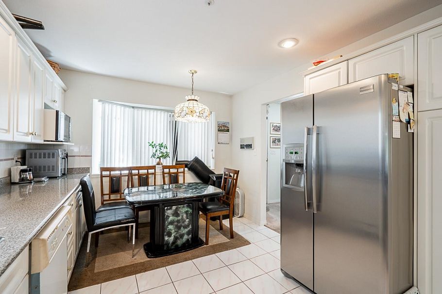 4111 Rupert Street Vancouver, BC - 9