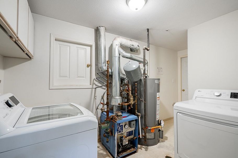 4111 Rupert Street Vancouver, BC - 25