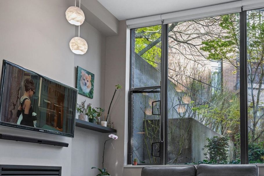 103 170 W 1st Street North Vancouver, BC - 7