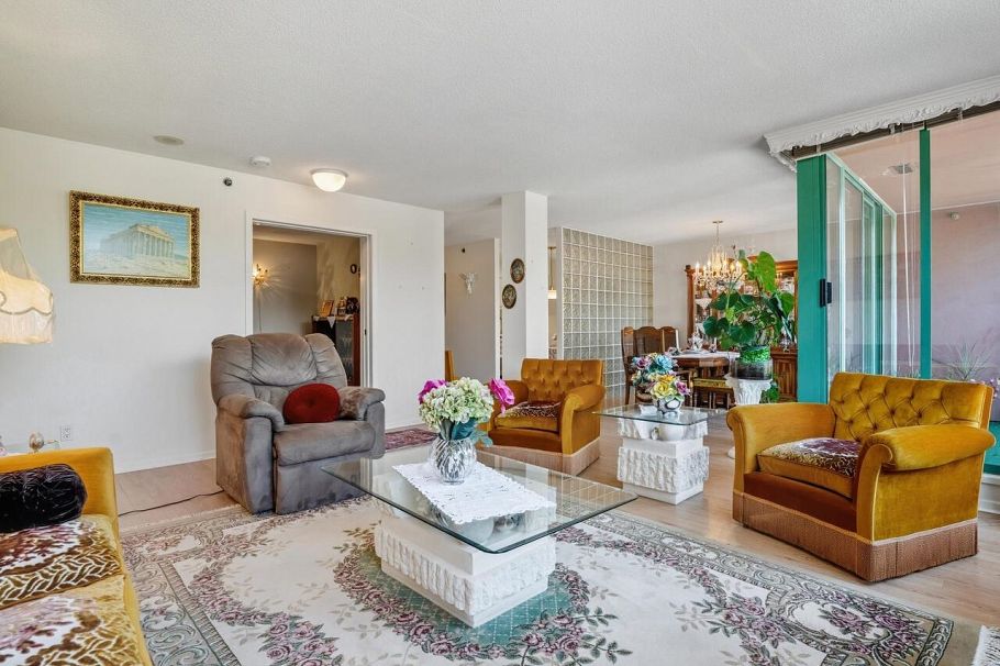 412 518 W 14th Avenue Vancouver, BC - 4