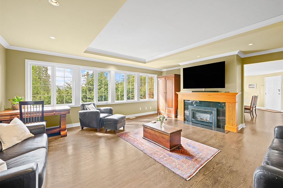 4622 Cove Cliff Road North Vancouver, BC - 8