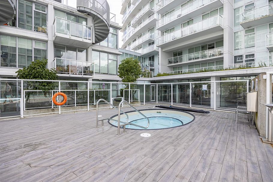 1709 2221 E 30 Avenue Vancouver, BC - 7