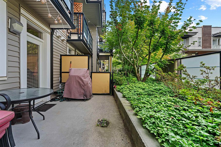45 728 W 14th Street North Vancouver, BC - 21