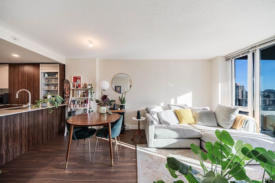 1602 1088 Richards Street Vancouver, BC - 10