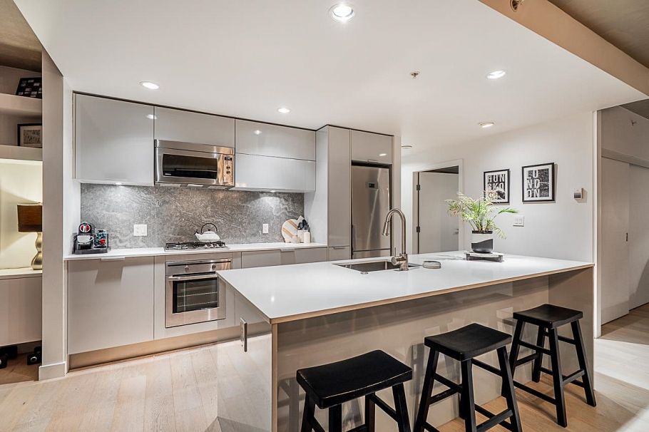 2305 108 W Cordova Street Vancouver, BC - 11