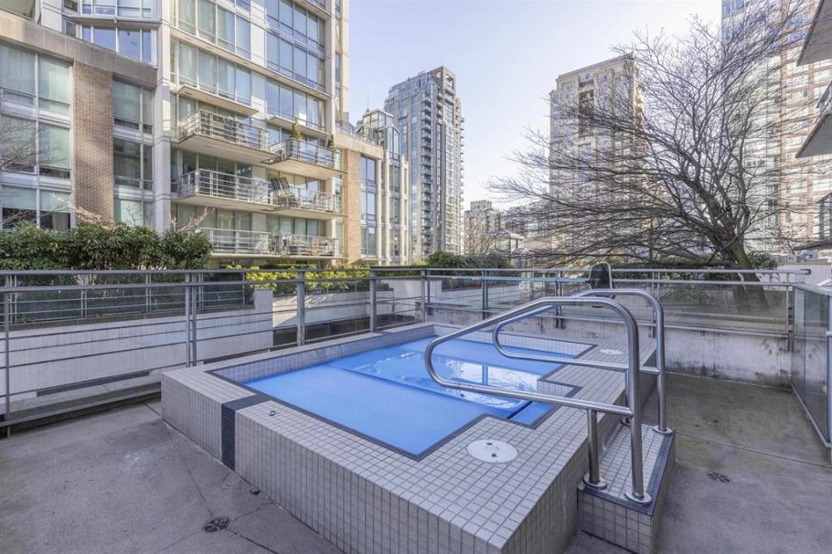 705 565 Smithe Street Vancouver, BC - 22