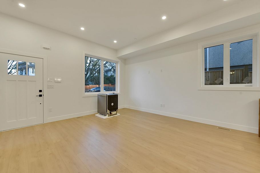 1 1436 E 1st Avenue Vancouver, BC - 21