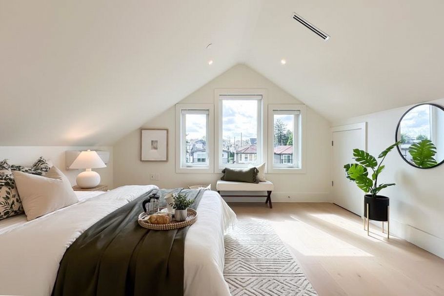 2919 Charles Street Vancouver, BC - 18