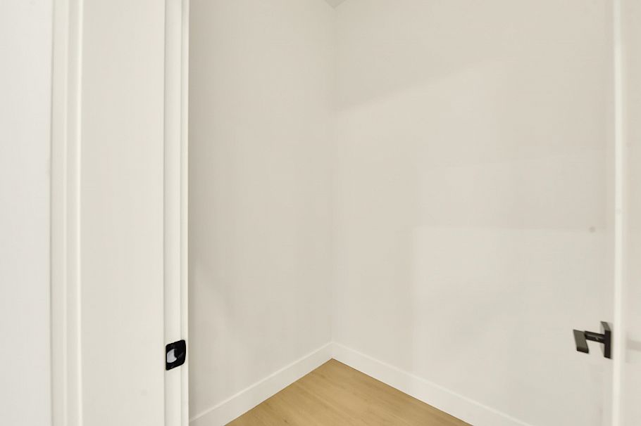 1 1436 E 1st Avenue Vancouver, BC - 30