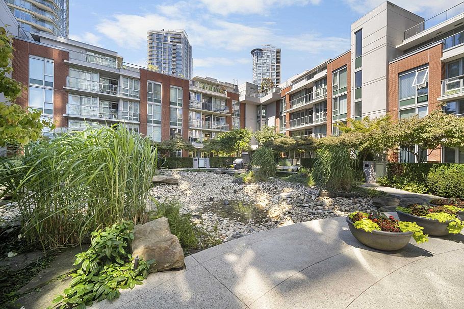 501 618 Abbott Street Vancouver, BC - 35