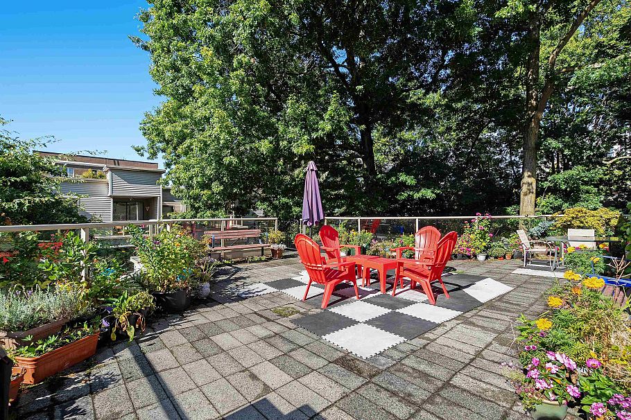 301 1350 Comox Street Vancouver, BC - 30