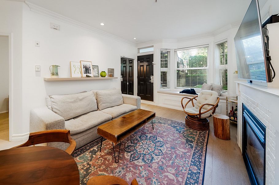 966 W 16th Avenue Vancouver, BC - 3