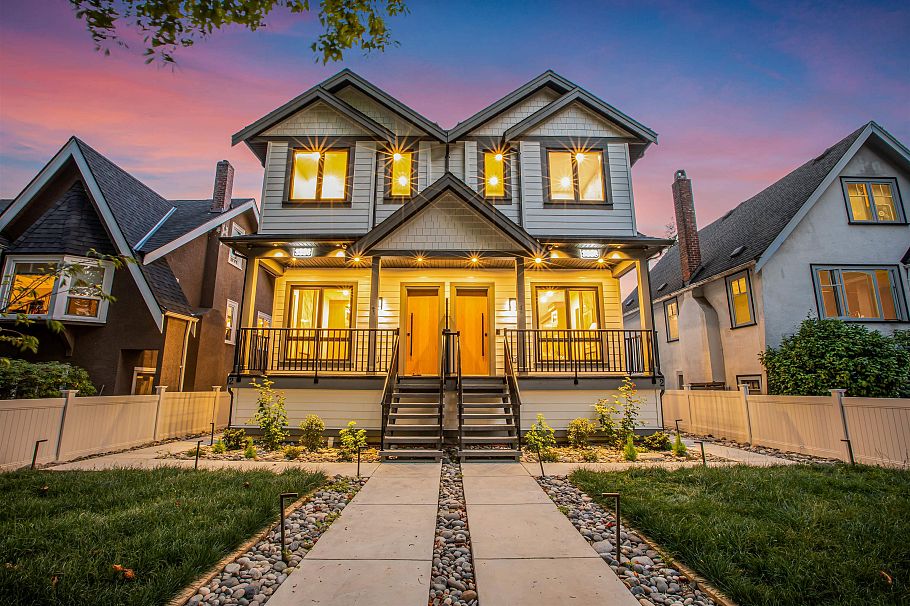 3338 W 14th Avenue Vancouver, BC - 1