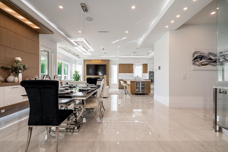 929 Canyon Boulevard North Vancouver, BC - 11