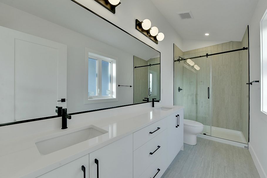 1 1436 E 1st Avenue Vancouver, BC - 19