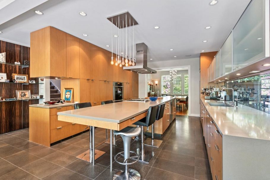 1850 W 30th Avenue Vancouver, BC - 6