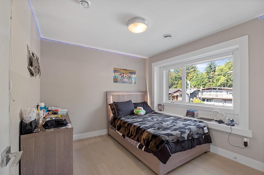 1033 Prospect Avenue North Vancouver, BC - 19