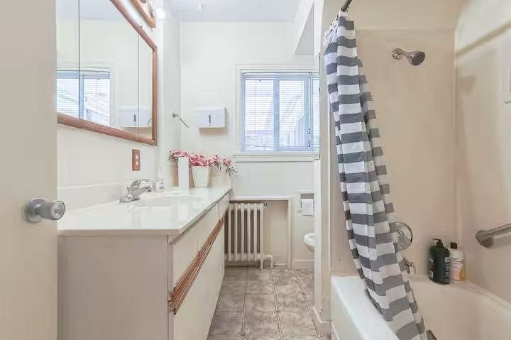 2134 W 53rd Avenue Vancouver, BC - 12