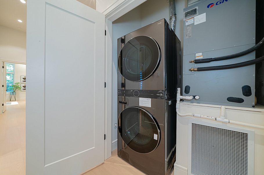 3849 W 26th Avenue Vancouver, BC - 25