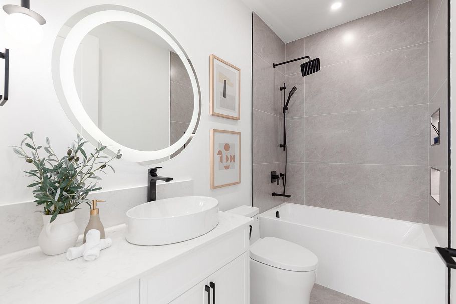 477 W 20th Avenue Vancouver, BC - 16