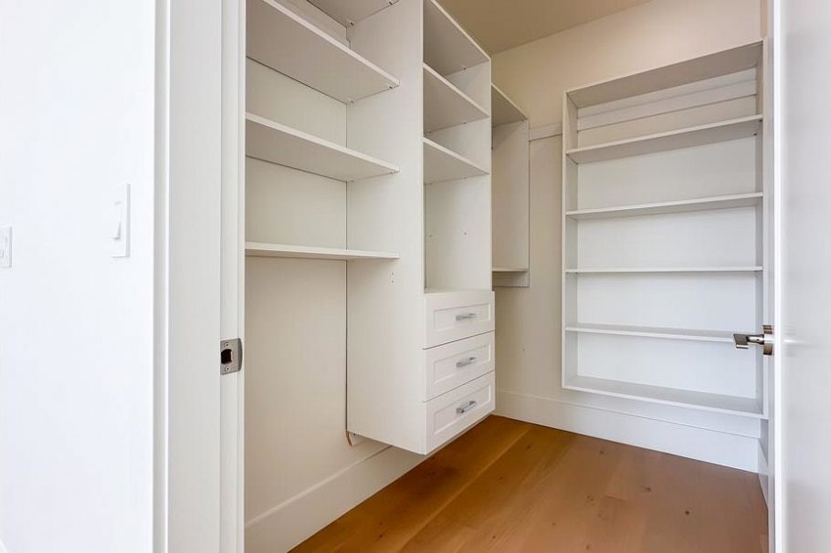 2919 Charles Street Vancouver, BC - 14