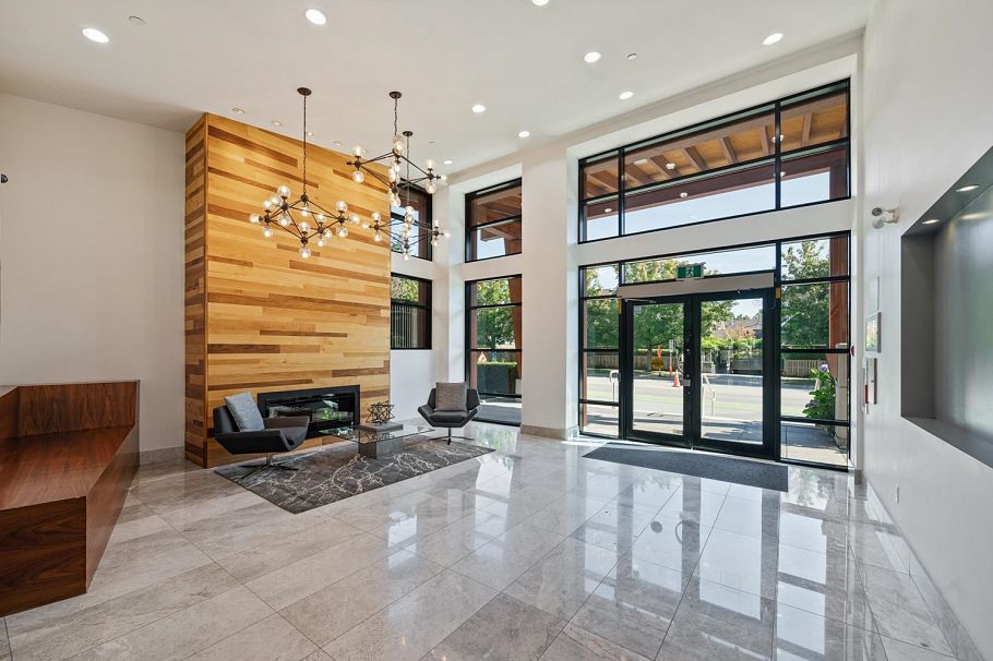 206 2665 Mountain Highway North Vancouver, BC - 4