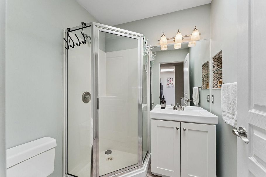 303 189 E 16th Avenue Vancouver, BC - 17