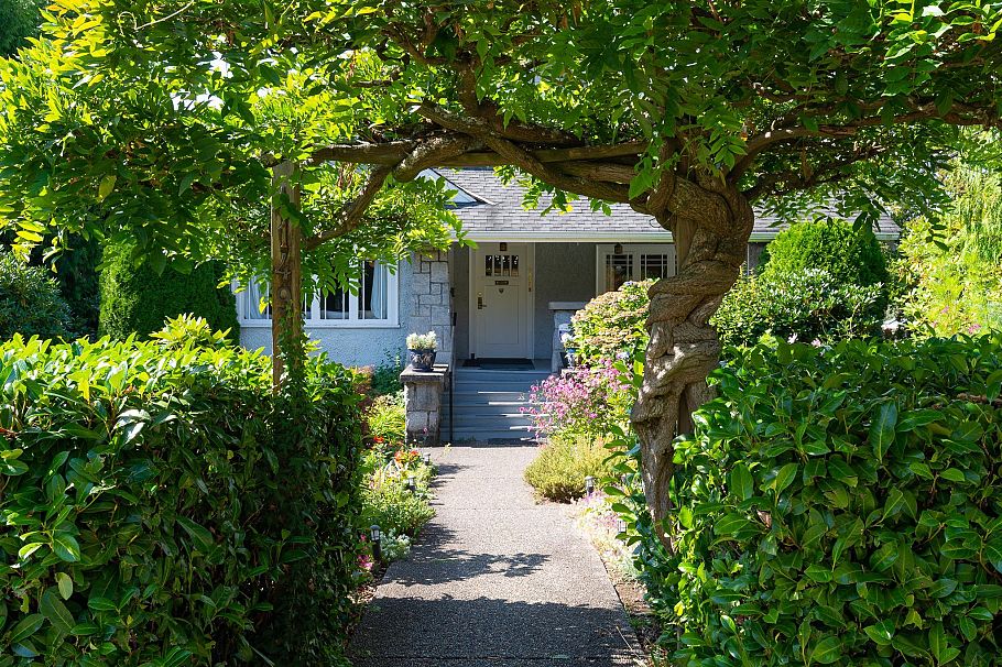 4149 Pine Crescent Vancouver, BC - 2