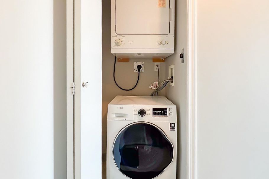 1502 1367 Alberni Street Vancouver, BC - 12