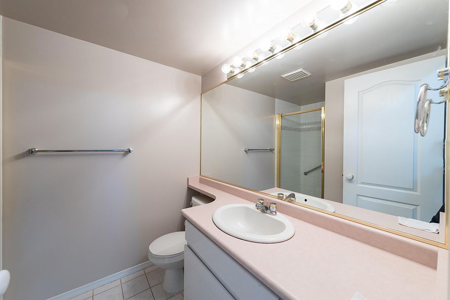 201 5899 Wilson Avenue Burnaby, BC - 26