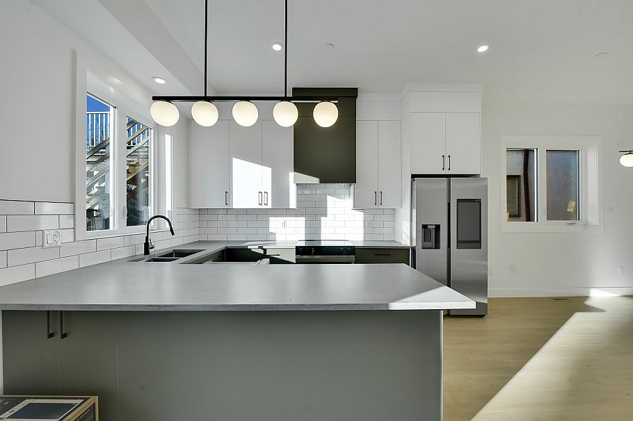 1 1436 E 1st Avenue Vancouver, BC - 7