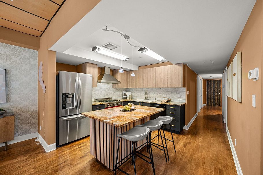 301 1155 Mainland Street Vancouver, BC - 12