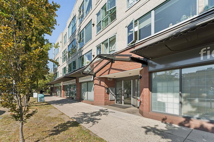 303 189 E 16th Avenue Vancouver, BC - 1