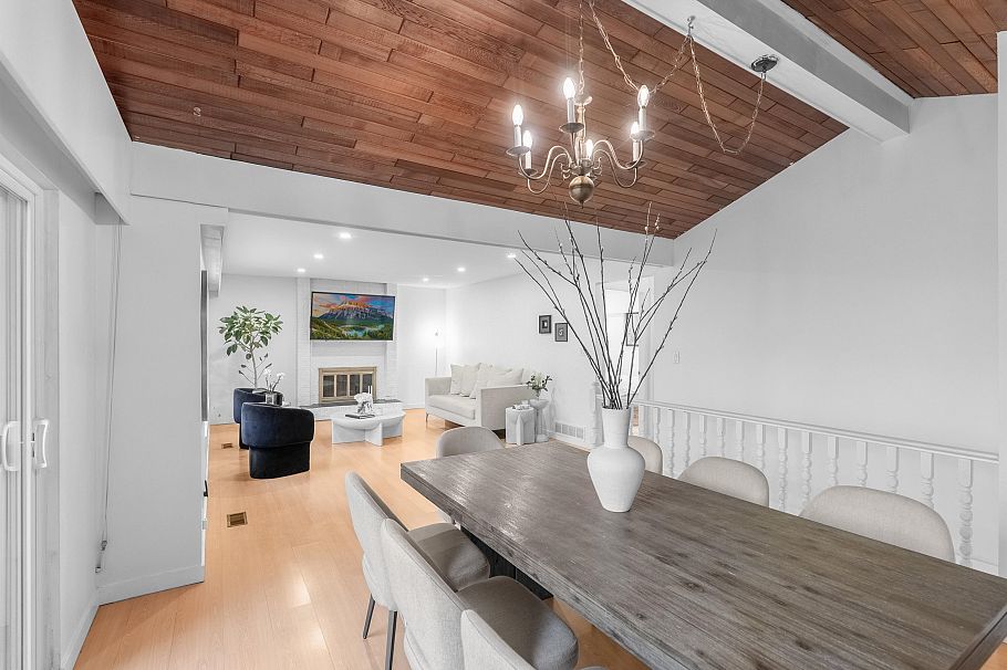 1835 Arborlynn Drive North Vancouver, BC - 9