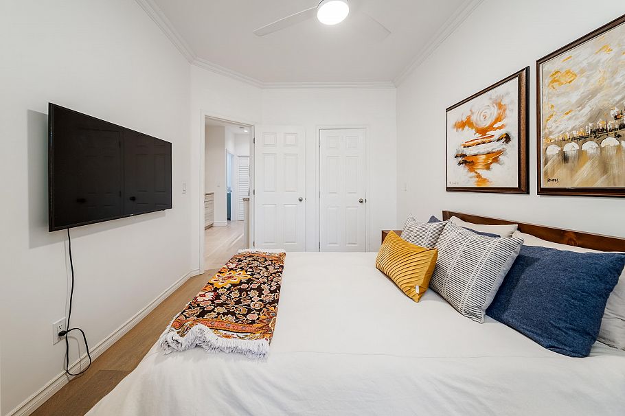 966 W 16th Avenue Vancouver, BC - 14