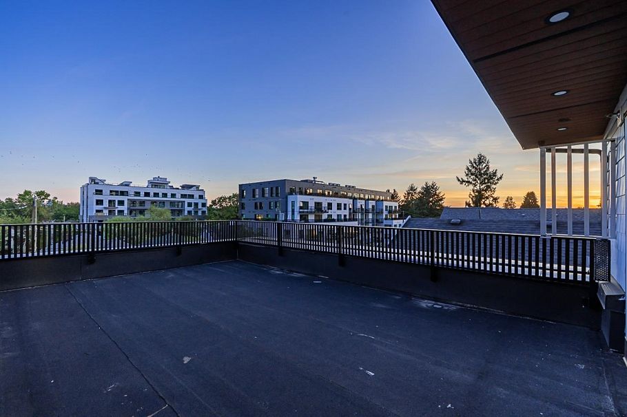 1 2282 E 8th Avenue Vancouver, BC - 23