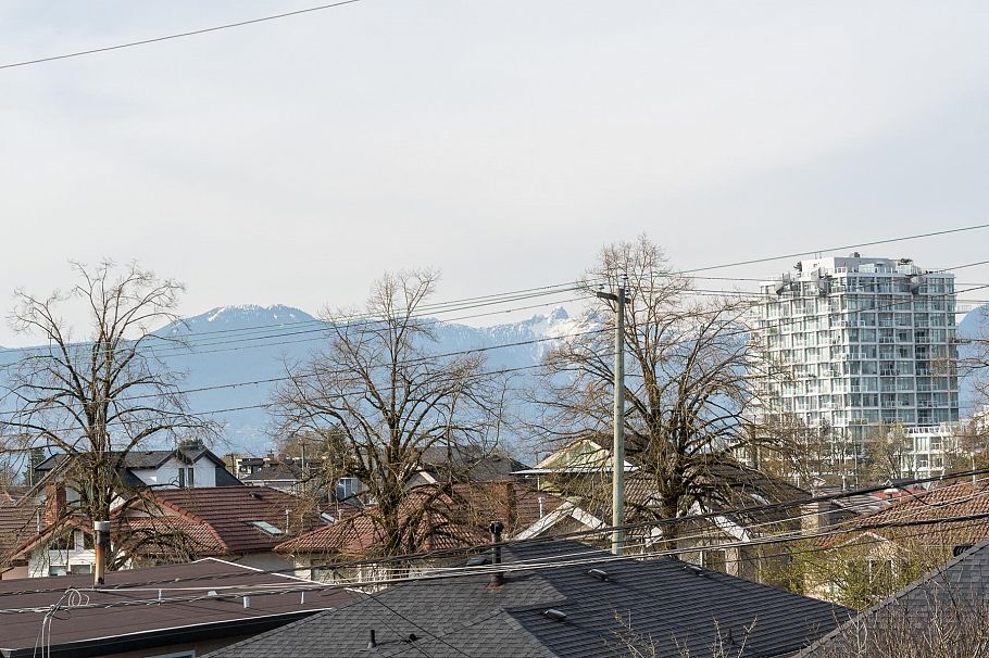 1 2263 E 35th Avenue Vancouver, BC - 34